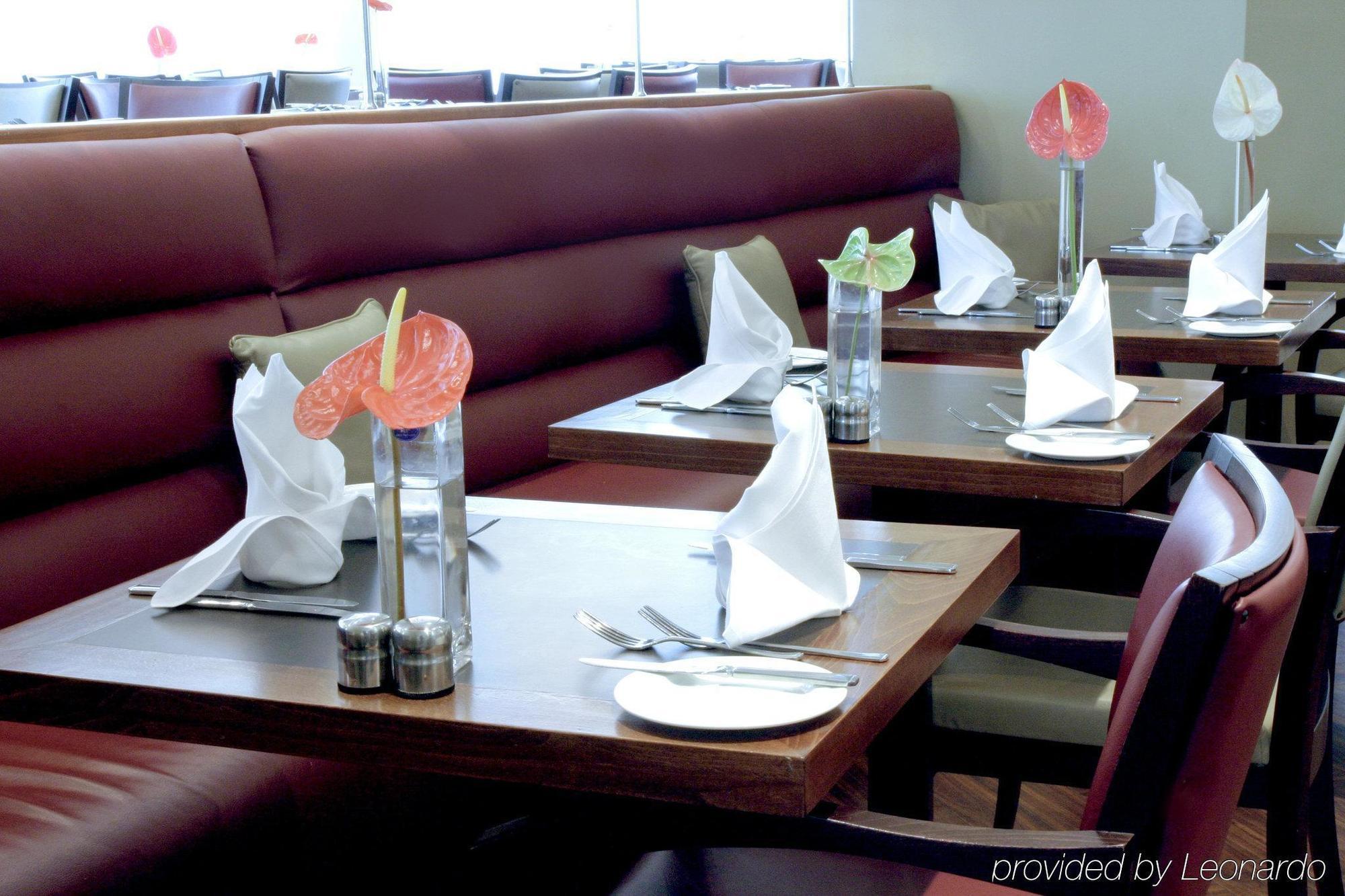 Holiday Inn London-Shepperton By Ihg Restaurant foto