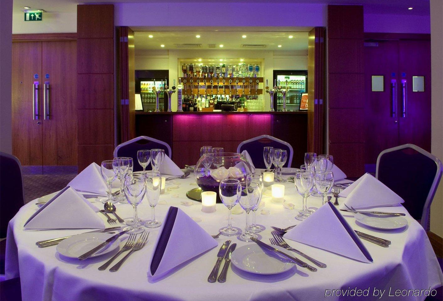 Holiday Inn London-Shepperton By Ihg Restaurant foto